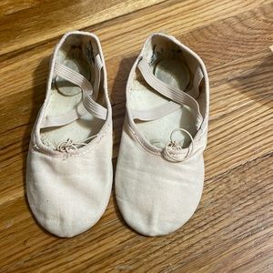 Used Capezio Canvas Juliet 5M